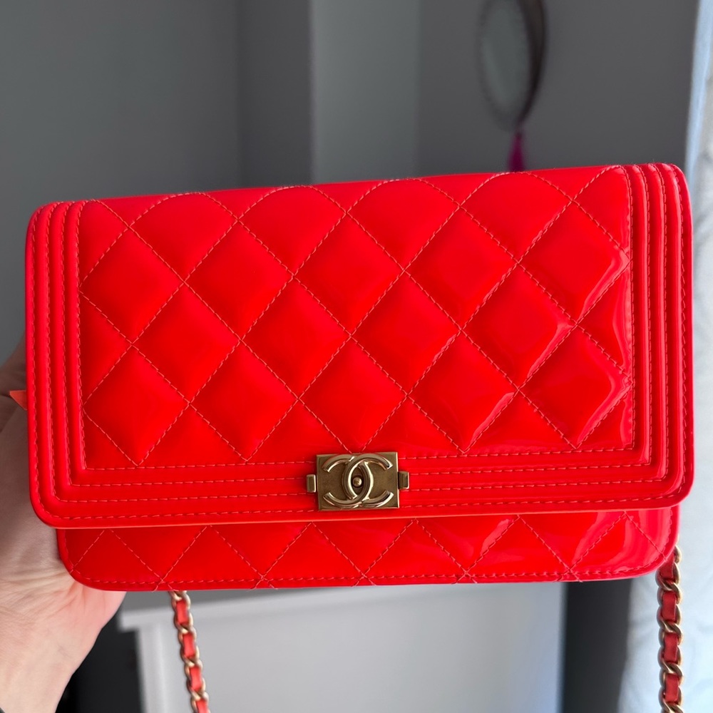 Chanel candy orange patent wallet on chain with brushed gold hardware